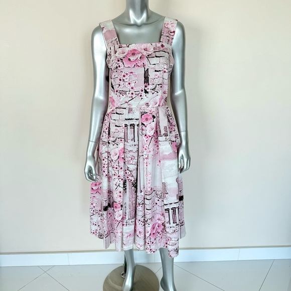 Dresses & Skirts - Unbranded custom made dress size 6 US